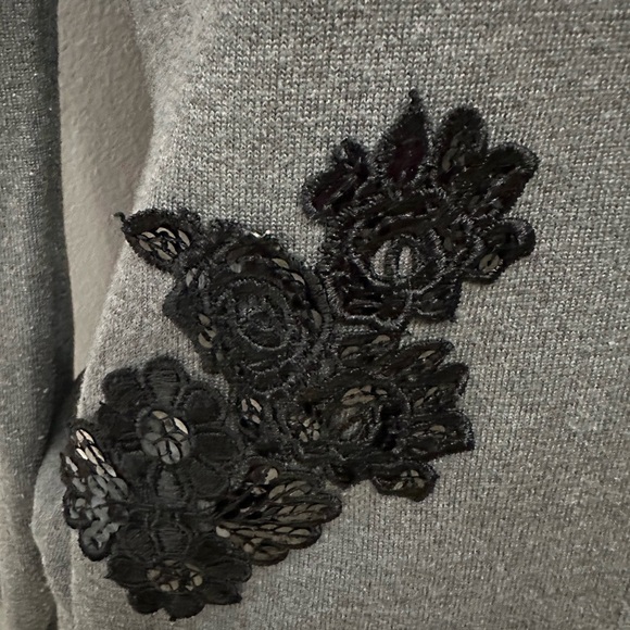 Debbie Morgan Grey Black Embellished Cardigan Long Sleeve Sweater Size Small - Picture 5 of 12